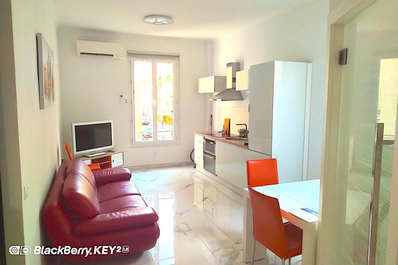 Suite Stalingrad Niza Exterior foto