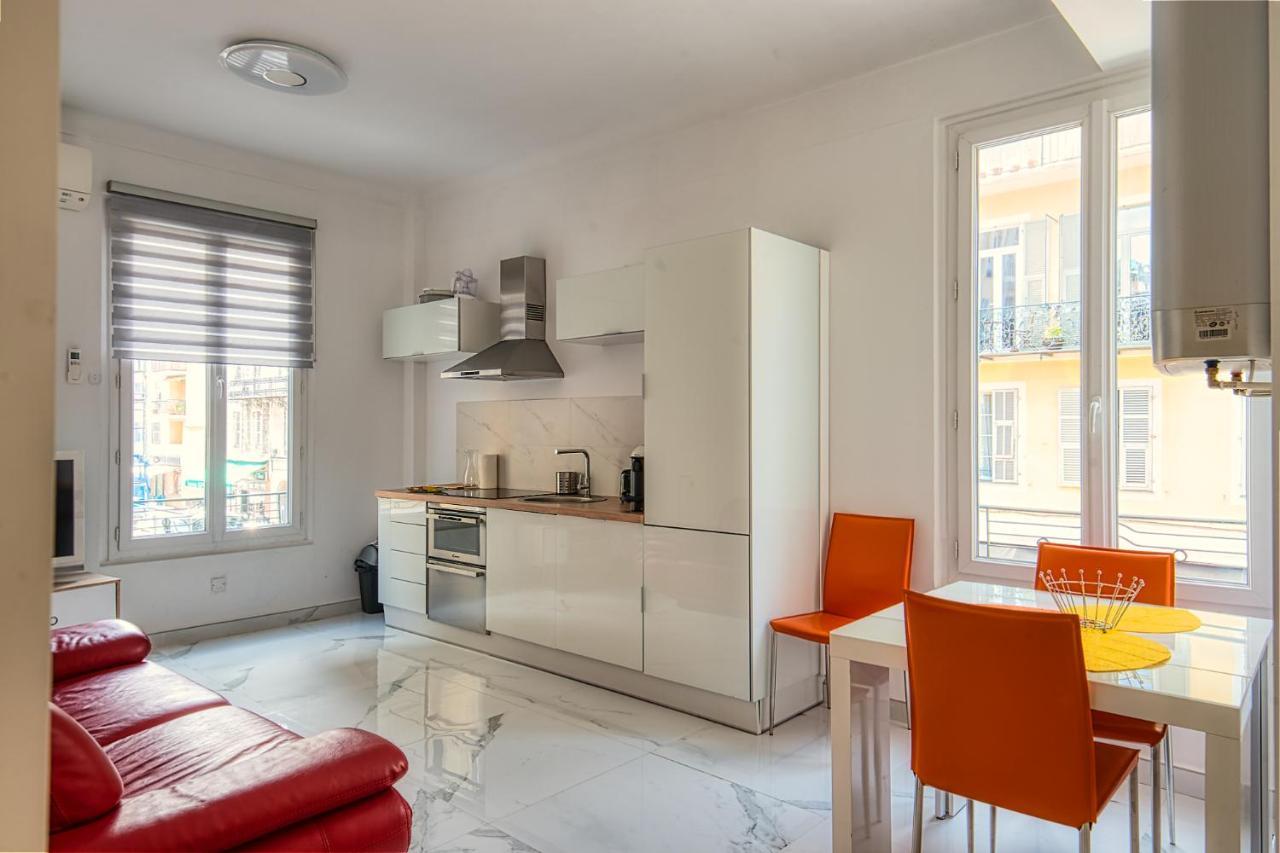 Suite Stalingrad Niza Exterior foto